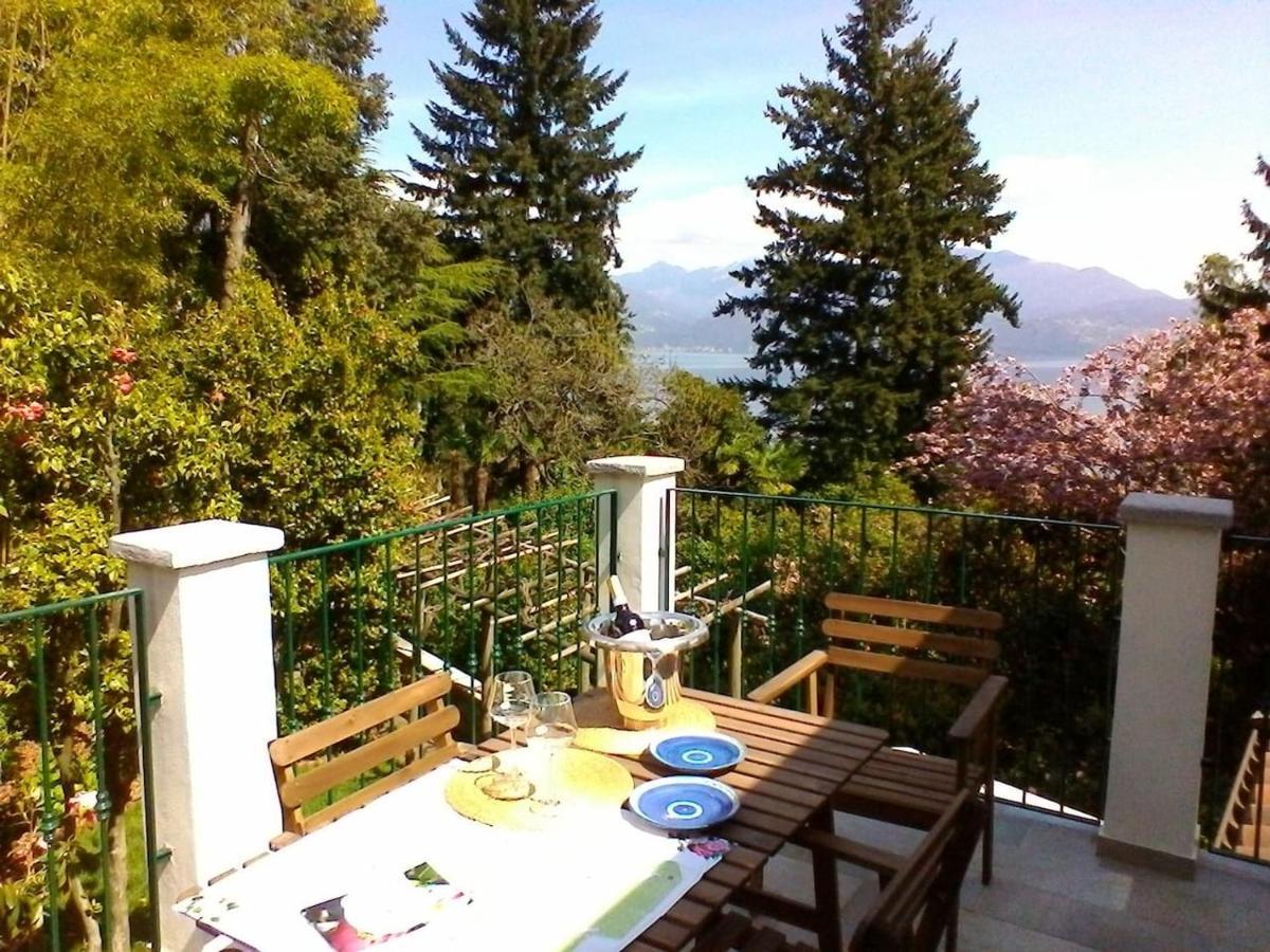 La Camelia D'Oro Apartamento Oggebio Exterior foto