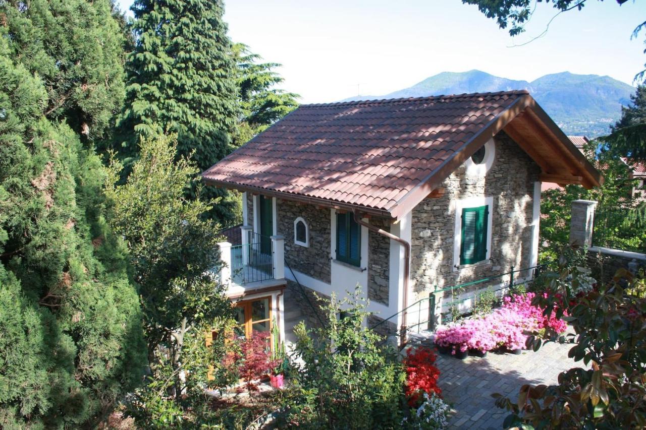 La Camelia D'Oro Apartamento Oggebio Exterior foto
